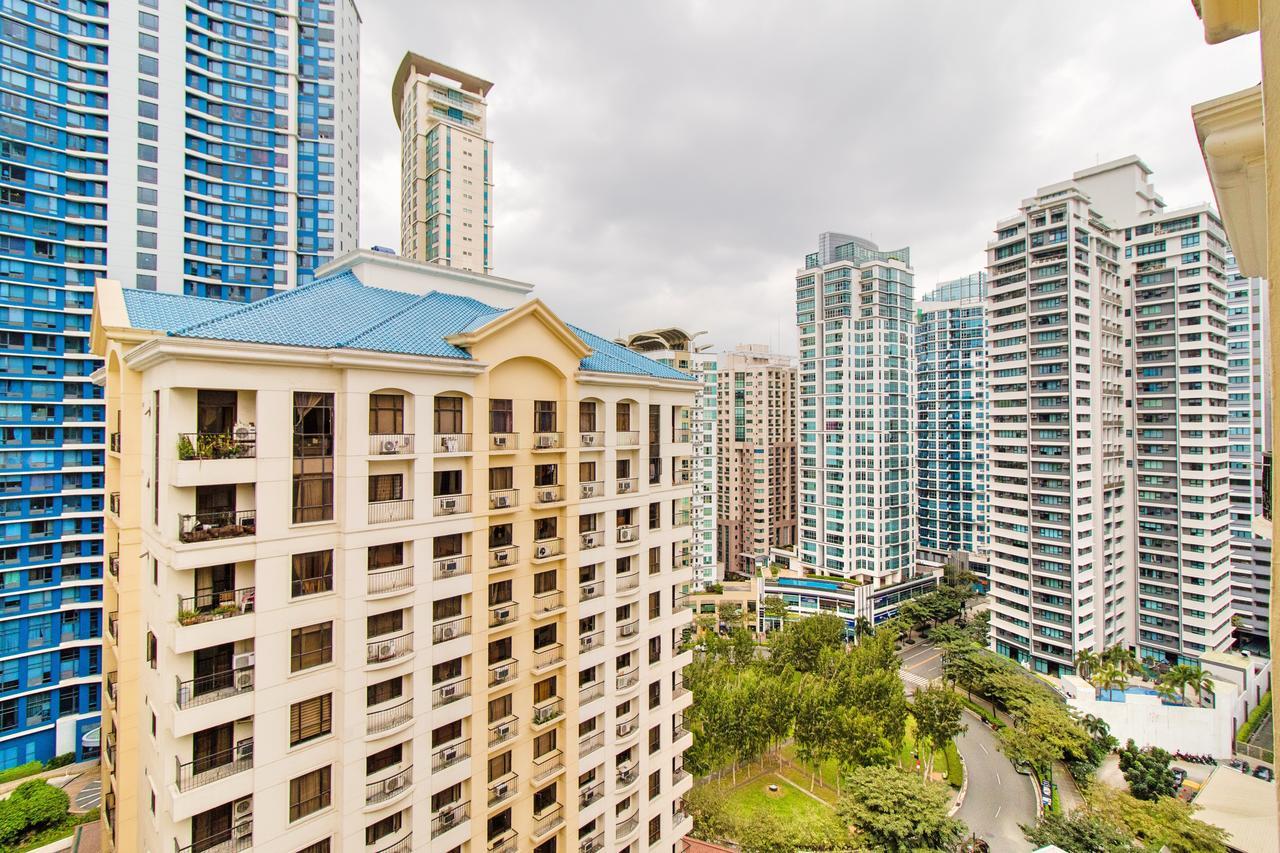 Forbestown Place At The Fort Bgc Taguig Exterior foto